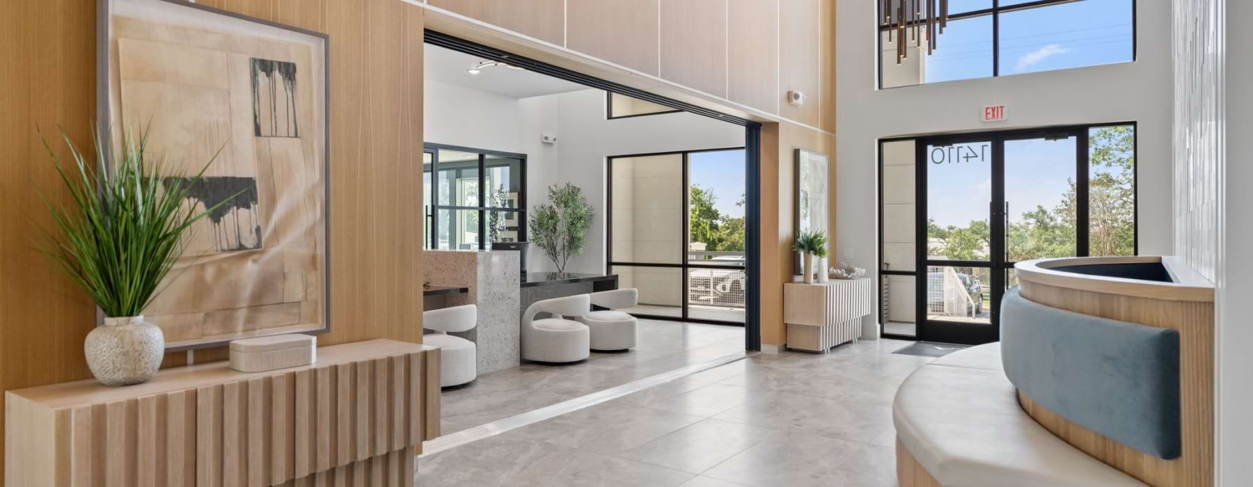 Leasing Center